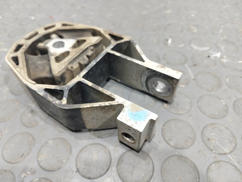 Подушка двигателя, 2000 рублей, Красноярск