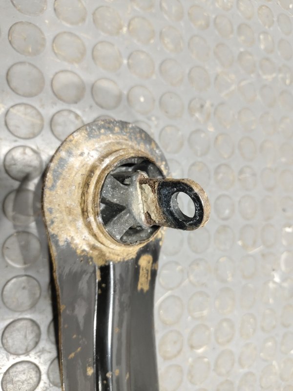 Рычаг подвески, 3300 рублей, Красноярск