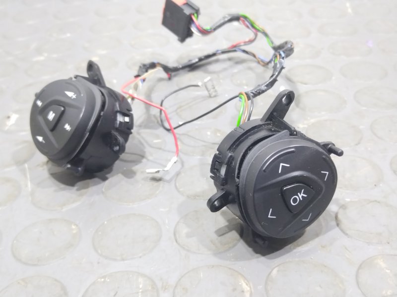 Кнопки на руль, 1800 рублей, Красноярск