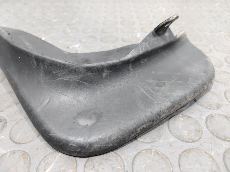 Брызговик, 700 рублей, Красноярск