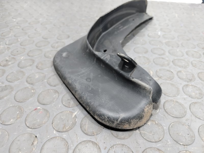 Брызговик, 700 рублей, Красноярск