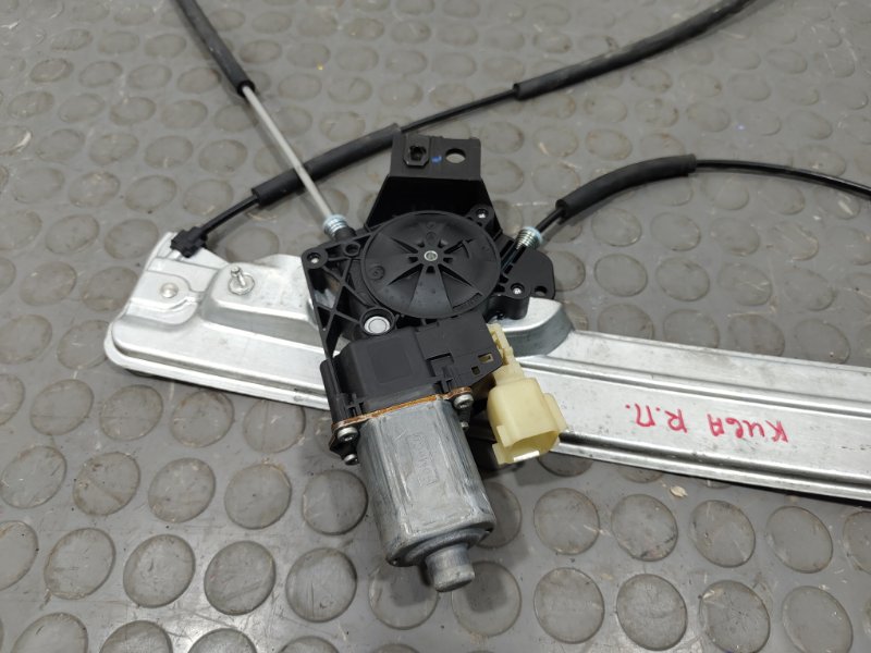 Стеклоподъемник, 2000 рублей, Красноярск