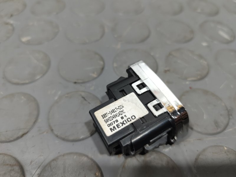 Кнопки в салон, 600 рублей, Красноярск