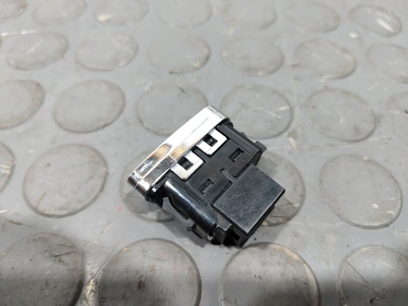 Кнопки в салон, 600 рублей, Красноярск