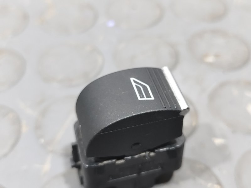 Кнопка стеклоподъемника, 500 рублей, Красноярск