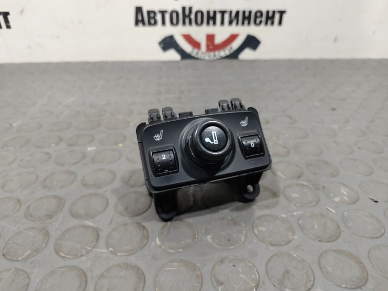 Кнопки в салон, 1000 рублей, Красноярск