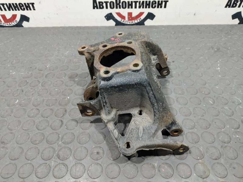 Кулак поворотный, 3000 рублей, Красноярск