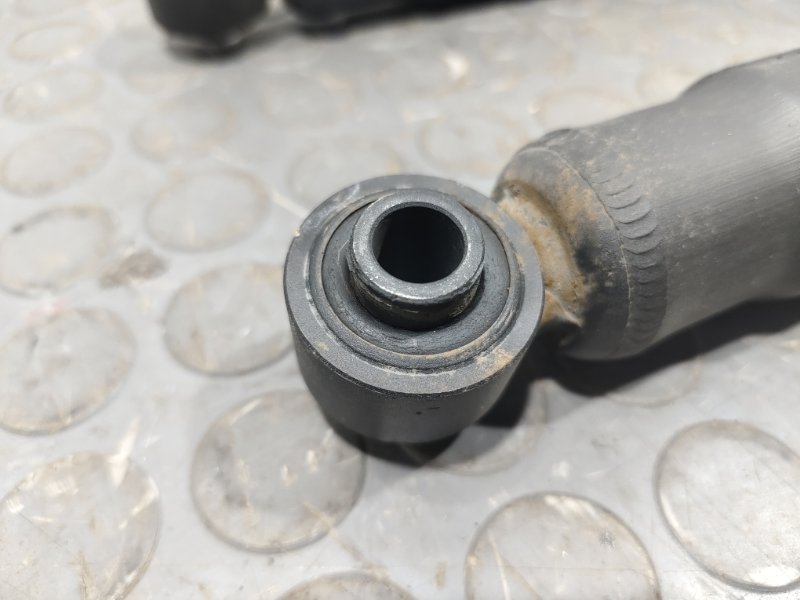 Амортизатор, 4300 рублей, Красноярск