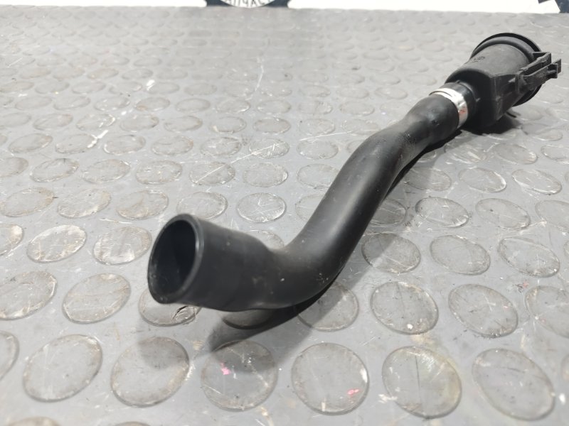 Маслозаливная горловина, 1000 рублей, Красноярск