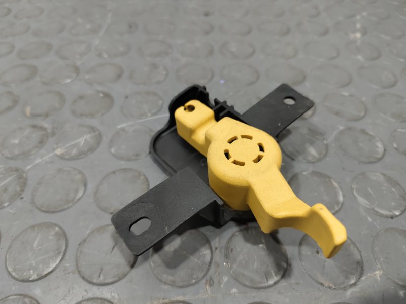 Ручка открывания капота, 1000 рублей, Красноярск