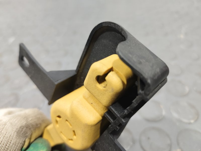 Ручка открывания капота, 1000 рублей, Красноярск