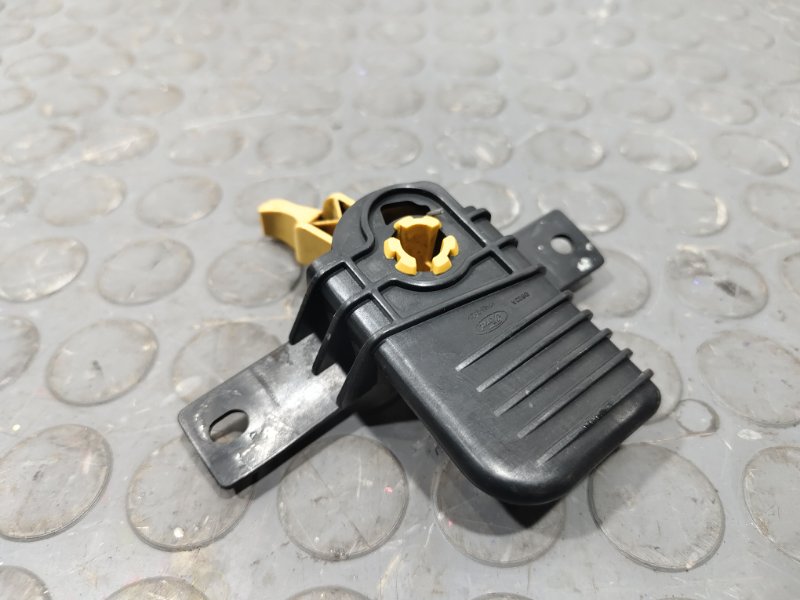 Ручка открывания капота, 1000 рублей, Красноярск