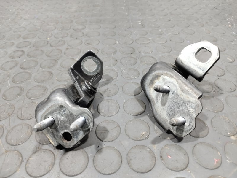 Петля двери, 1500 рублей, Красноярск