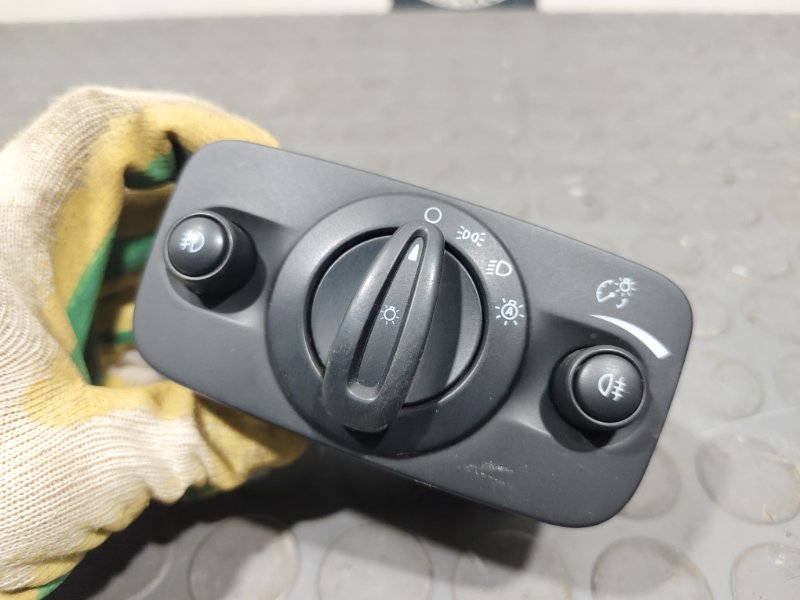 Блок управления светом, 2000 рублей, Красноярск