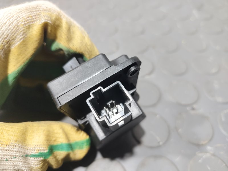 Привод заслонок отопителя, 500 рублей, Красноярск