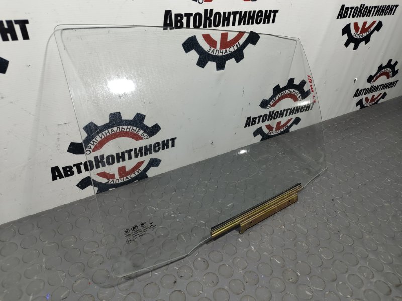 Стекло боковое, 2000 рублей, Красноярск