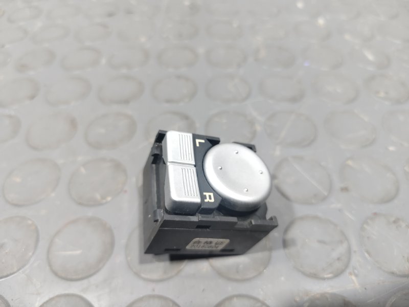 Блок управления зеркалами, 400 рублей, Красноярск