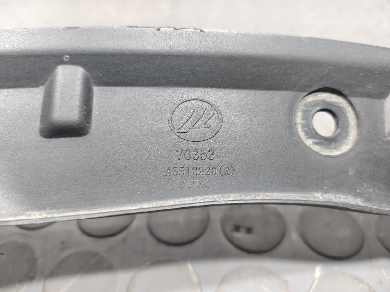 Уплотнитель крыла, 1000 рублей, Красноярск