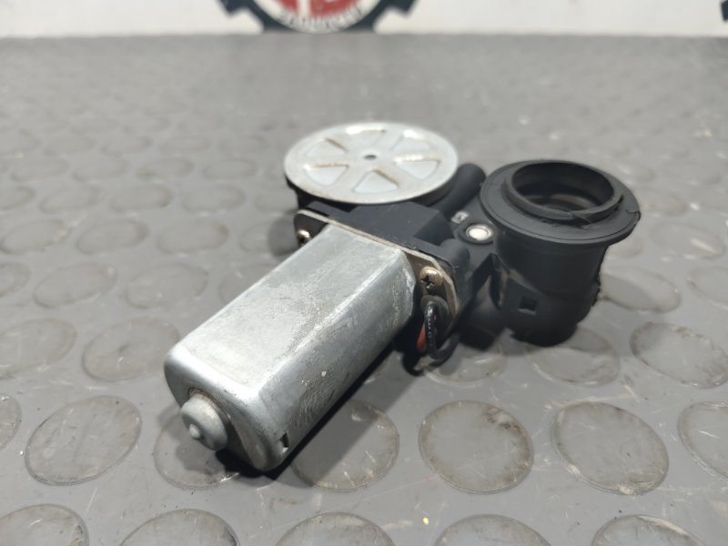 Стеклоподъемник, 1000 рублей, Красноярск