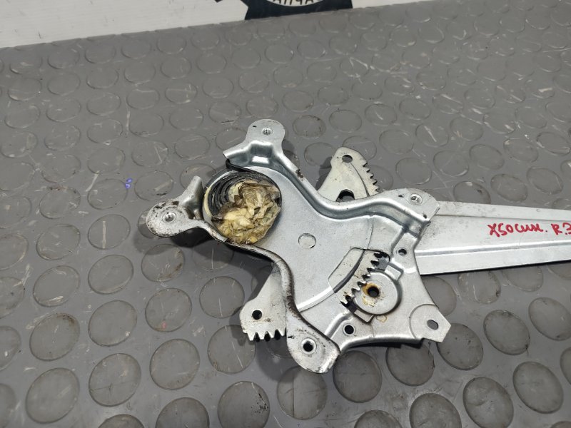 Стеклоподъемник, 1000 рублей, Красноярск