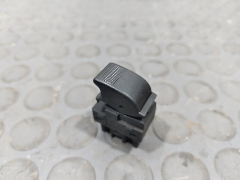 Кнопка стеклоподъемника, 300 рублей, Красноярск