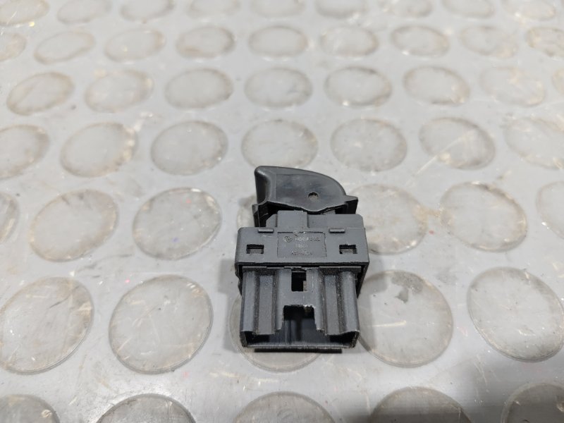 Кнопка стеклоподъемника, 300 рублей, Красноярск