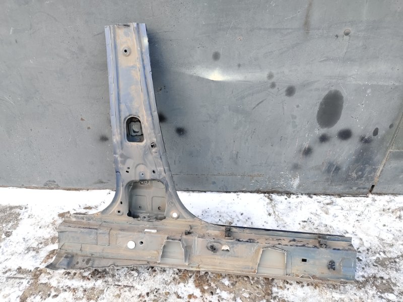 Стойка кузова, 2000 рублей, Красноярск