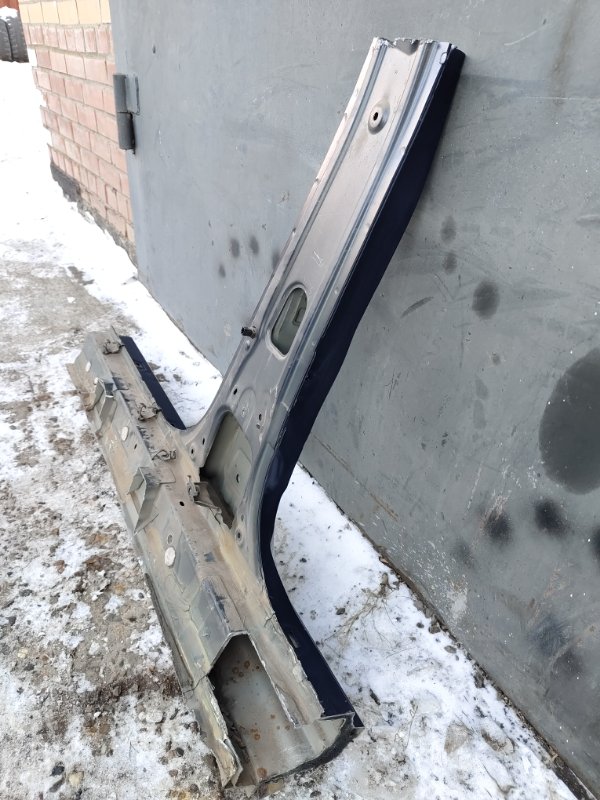 Стойка кузова, 2000 рублей, Красноярск