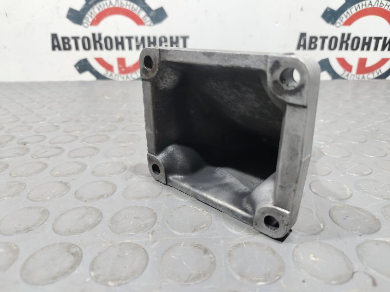 Кронштейн двигателя, 500 рублей, Красноярск