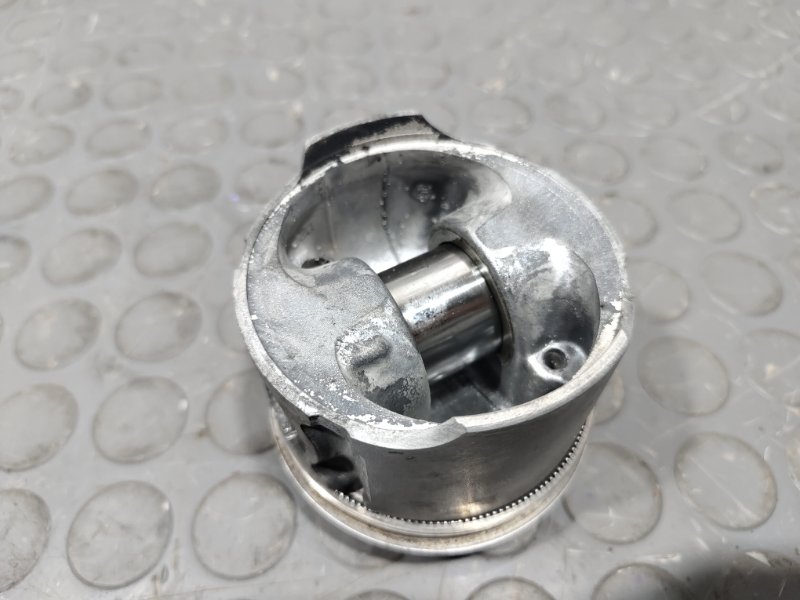 Поршень, 1500 рублей, Красноярск