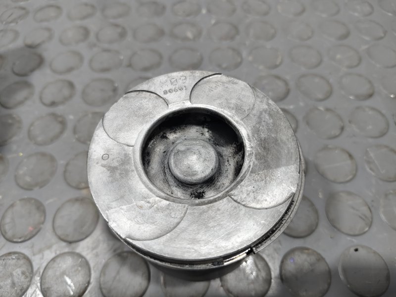 Поршень, 1500 рублей, Красноярск