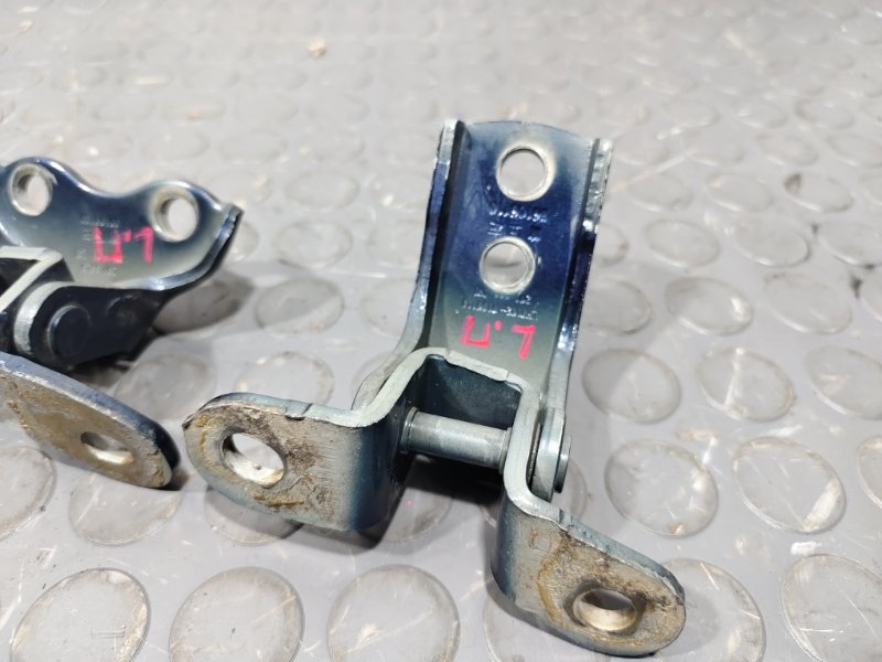 Петля двери, 1000 рублей, Красноярск