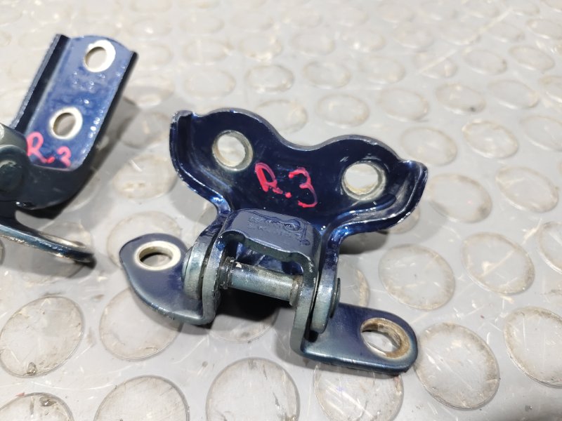 Петля двери, 1000 рублей, Красноярск