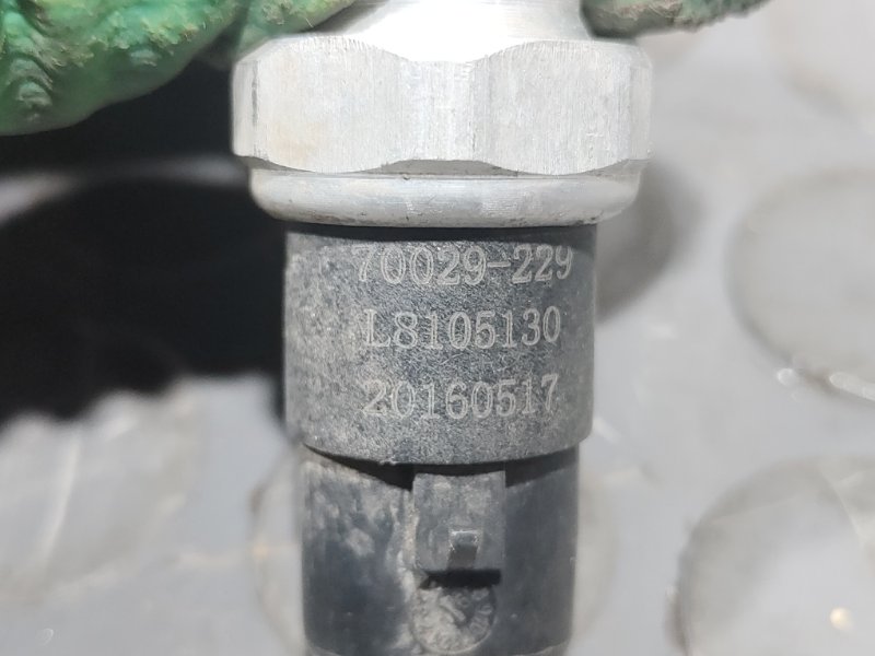 Датчик давления в системе кондиционирования, 1500 рублей, Красноярск