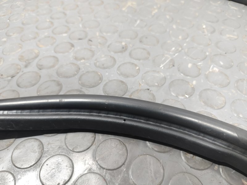 Уплотнительная резинка крышки багажника, 1000 рублей, Красноярск