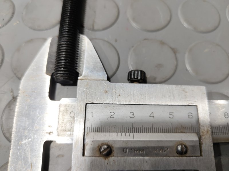 Болт головки блока цилиндров, 100 рублей, Красноярск