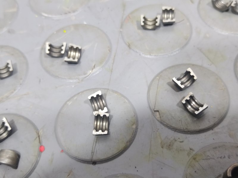 Сухарь клапана, 100 рублей, Красноярск