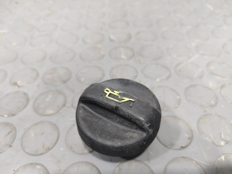 Крышка маслозаливной горловины, 500 рублей, Красноярск