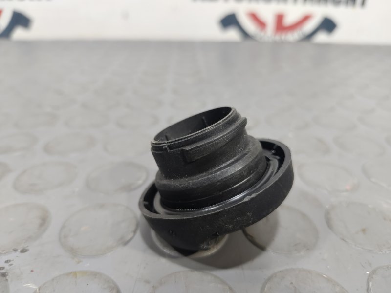 Крышка маслозаливной горловины, 500 рублей, Красноярск