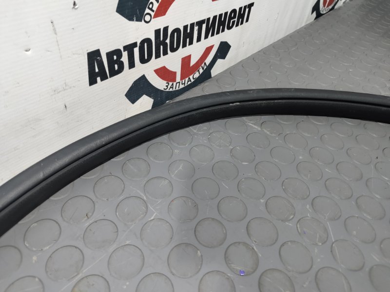 Уплотнительная резинка боковой двери, 500 рублей, Красноярск