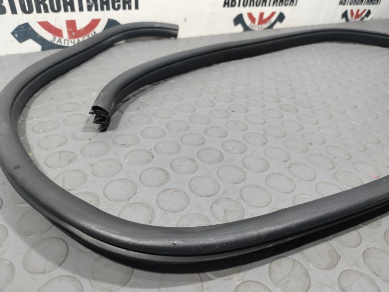 Уплотнительная резинка боковой двери, 500 рублей, Красноярск