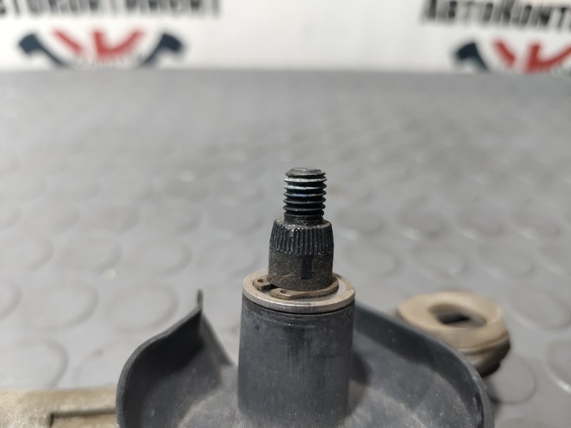 Трапеция дворников, 2000 рублей, Красноярск