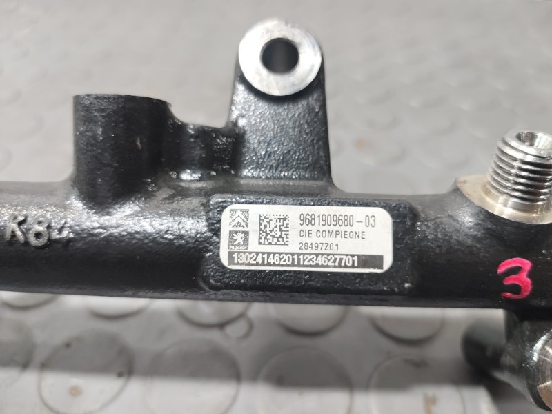 Топливная рейка, 700 рублей, Красноярск