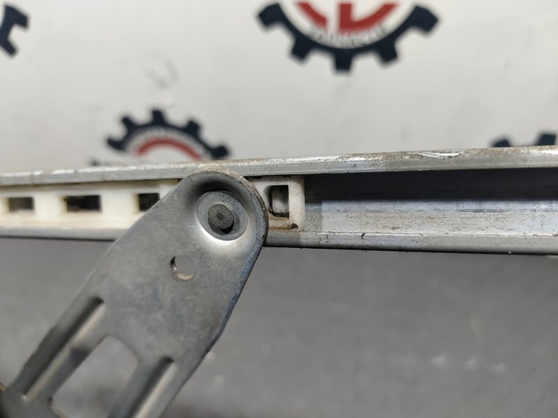 Стеклоподъемник, 500 рублей, Красноярск