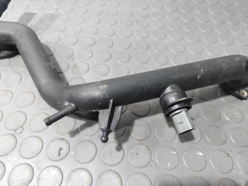 Патрубок, 3200 рублей, Красноярск