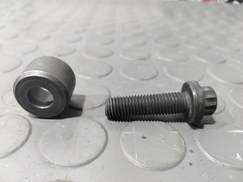 Болт шестерни распредвала, 250 рублей, Красноярск