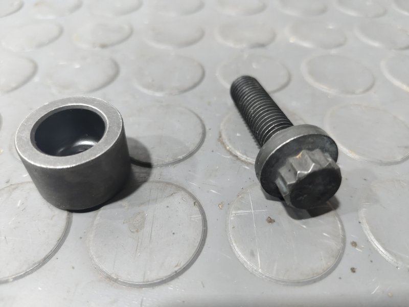 Болт шестерни распредвала, 250 рублей, Красноярск