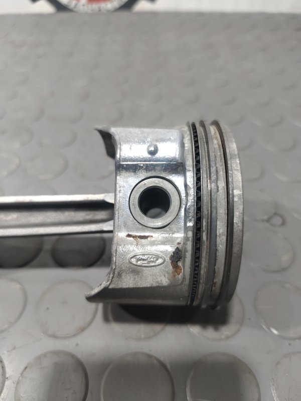 Поршень с шатуном, 1300 рублей, Красноярск