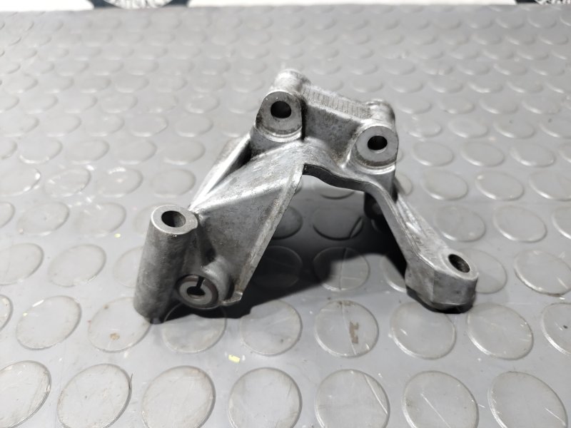 Кронштейн гидроусилителя руля, 250 рублей, Красноярск