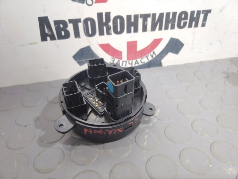 Блок управления зеркалами, 1000 рублей, Красноярск